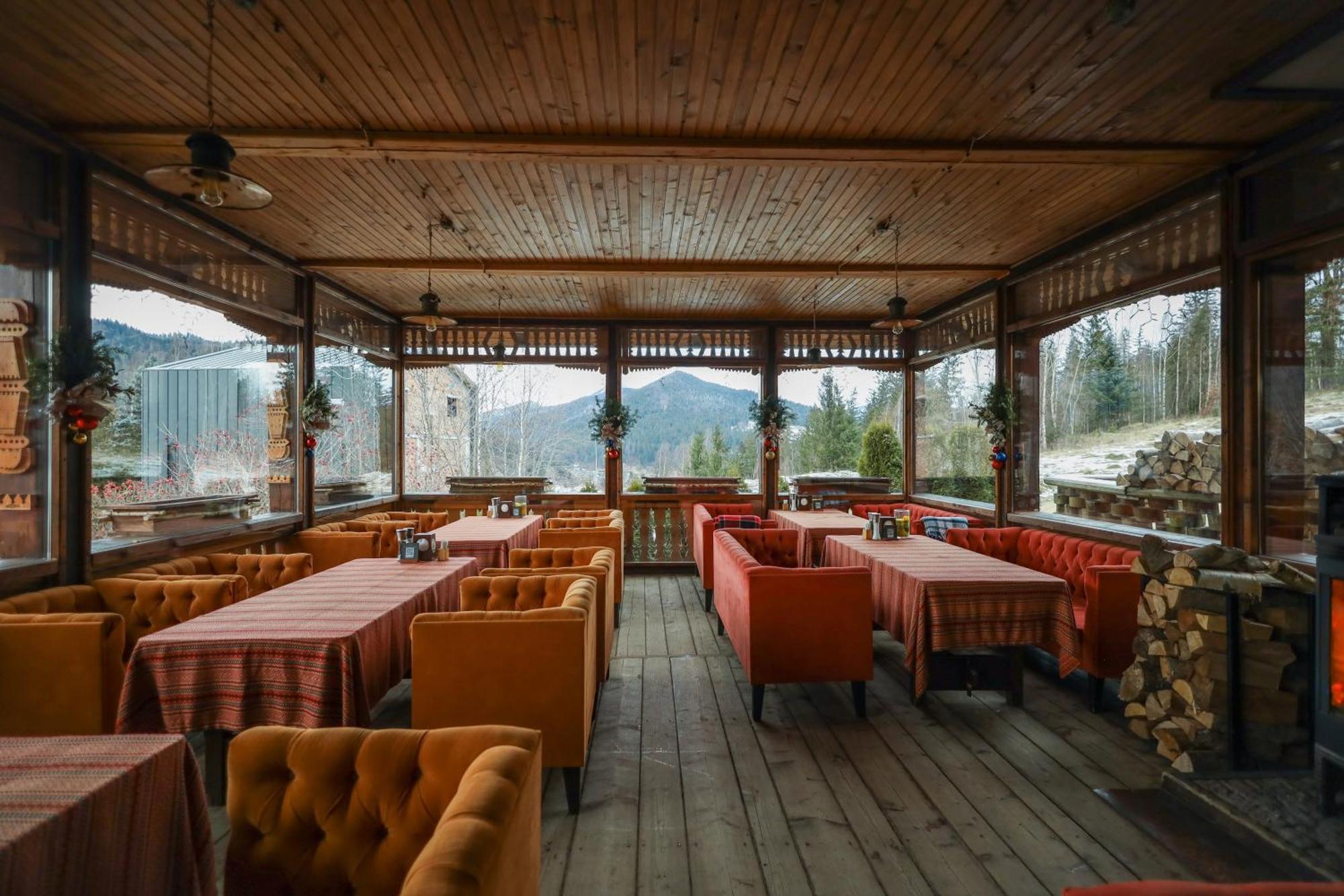 Hotel Korunka Tatariw Exterior foto